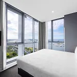 Meriton Suites Southport